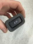 Land Rover Discovery L462 Tailgate Release Switch CPLA-10E998-BA 2021. Fixed Price $25.00.
